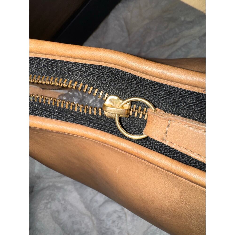 RARE Gorgeous Coach Vintage Beckett in Putty Natural Condition - Picture 6 of 11